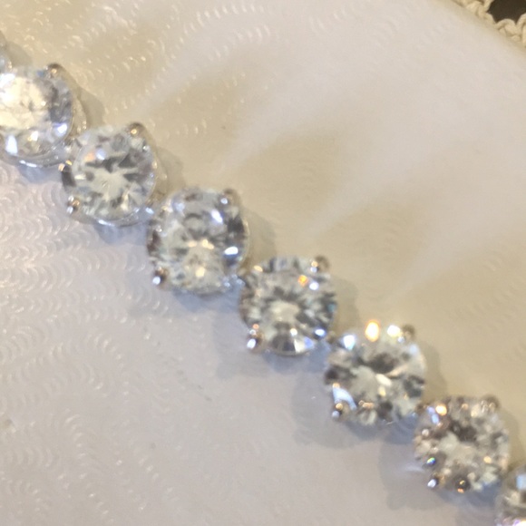 Sterling Silver Brilliant Round Cubic Zirconia Graduated Tennis Bracelet Signed - Picture 8 of 12